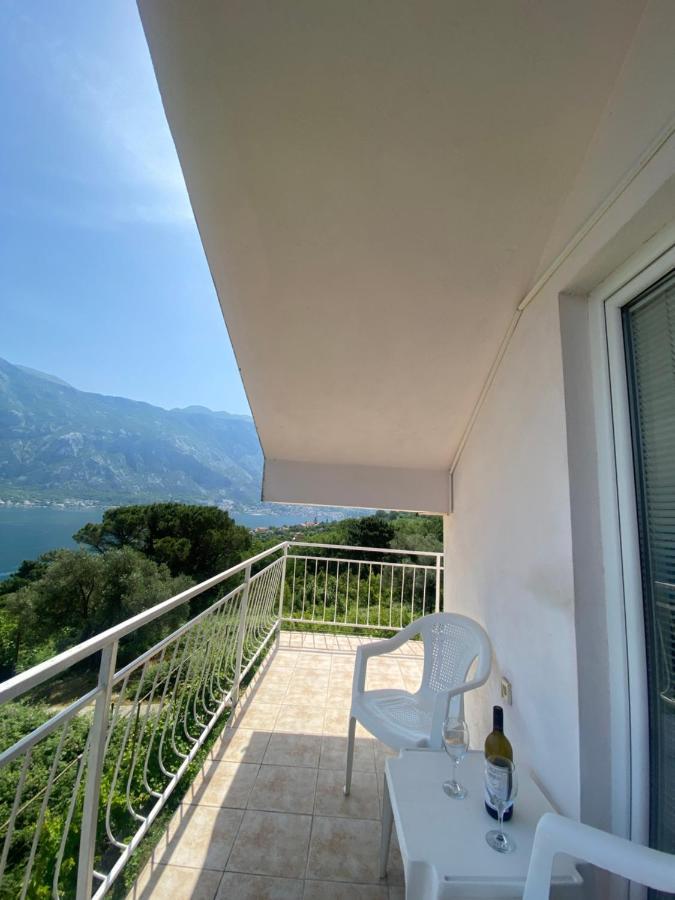 Apartments Djuricic Kotor Luaran gambar