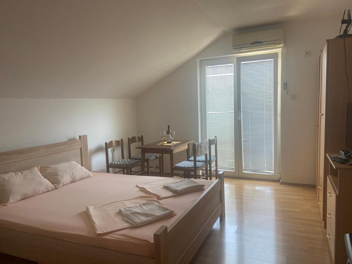 Apartments Djuricic Kotor Luaran gambar