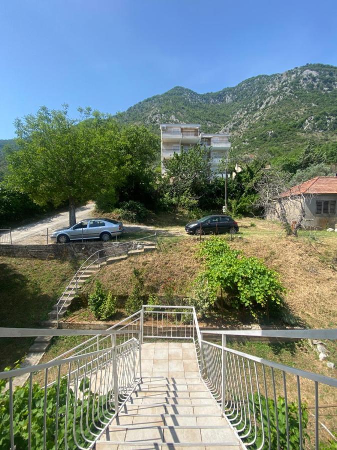 Apartments Djuricic Kotor Luaran gambar