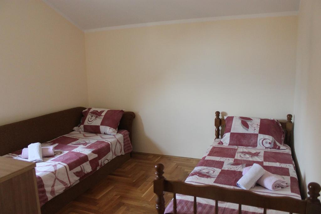 Apartments Djuricic Kotor Bilik gambar