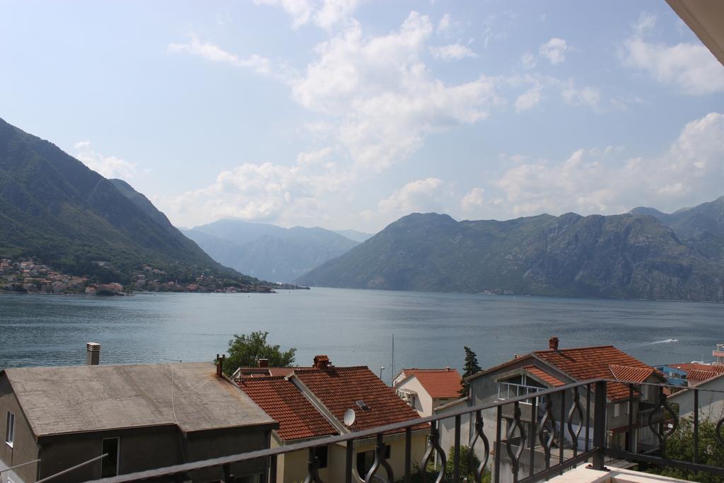 Apartments Djuricic Kotor Luaran gambar