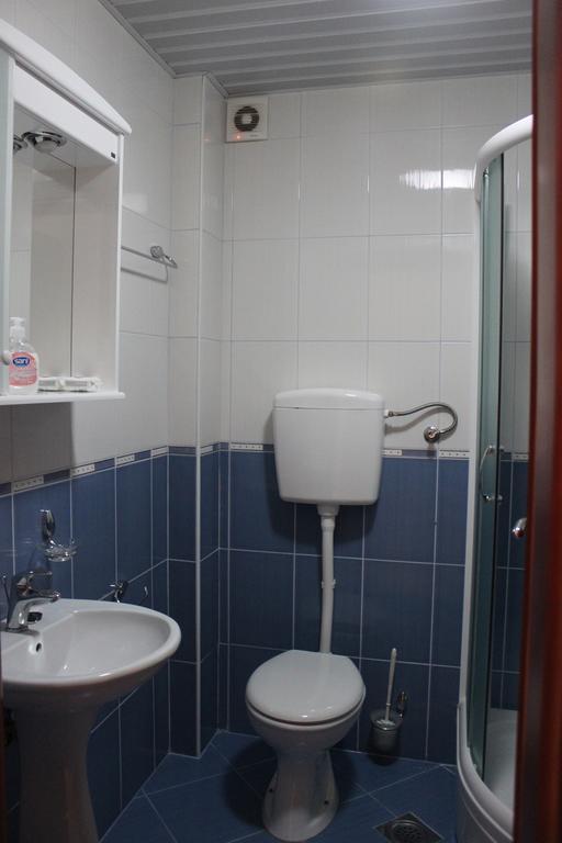 Apartments Djuricic Kotor Bilik gambar