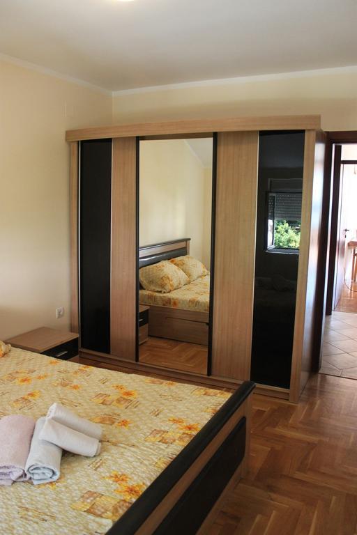 Apartments Djuricic Kotor Bilik gambar