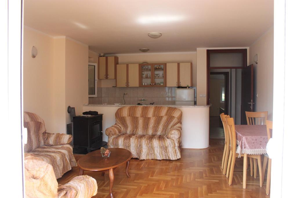 Apartments Djuricic Kotor Bilik gambar