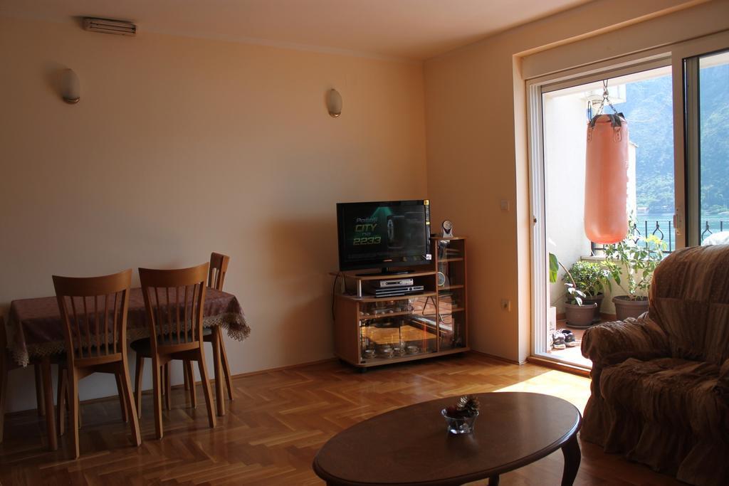 Apartments Djuricic Kotor Bilik gambar